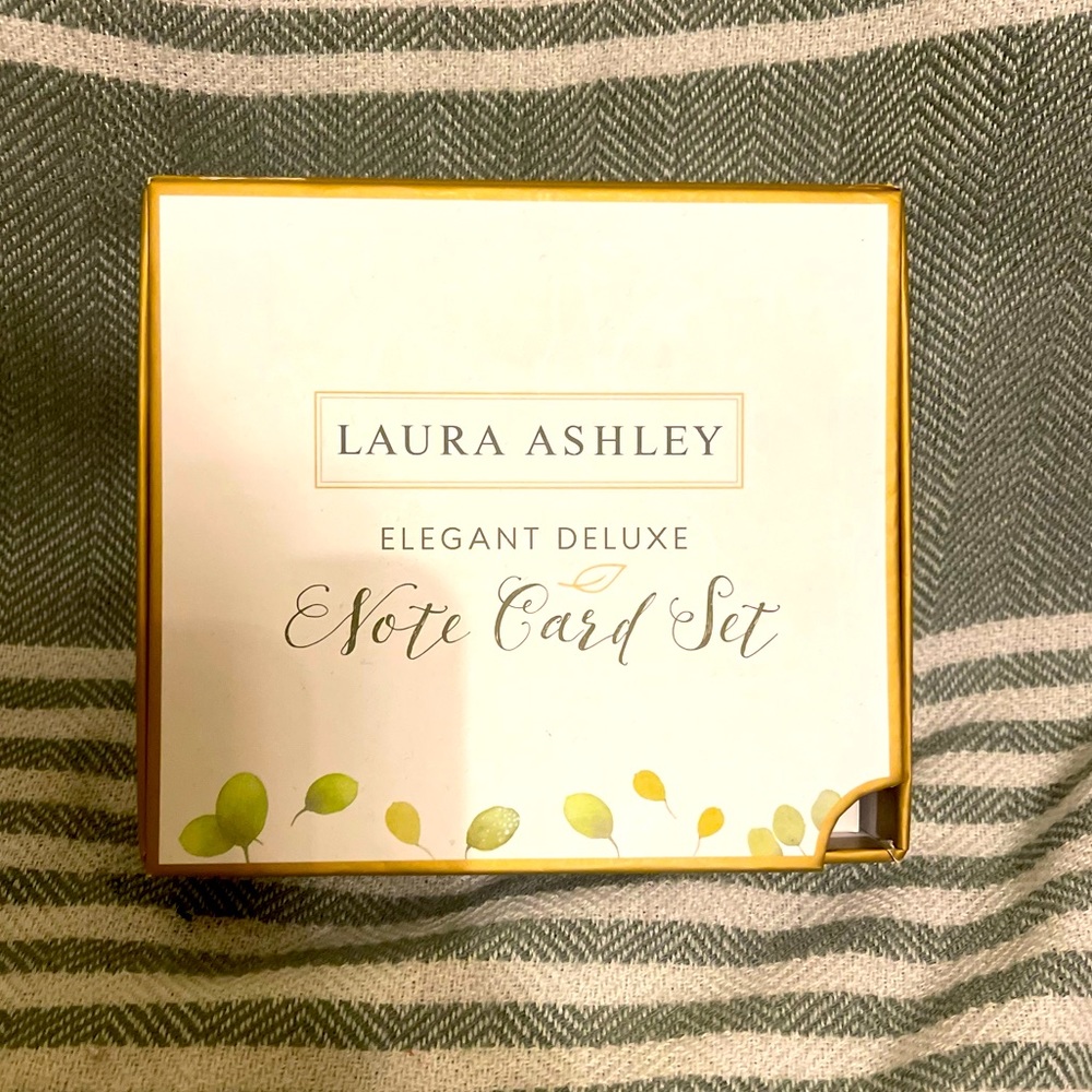 New‎ Laura Ashley Elegant Deluxe Note Card Set